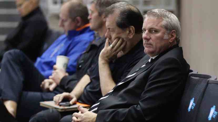 new-york-islanders-training-session-e1520386353541